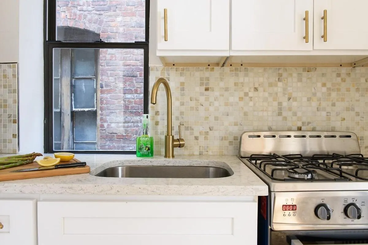 428-4R 2 Bedroom Newly Furnished New York Apartman