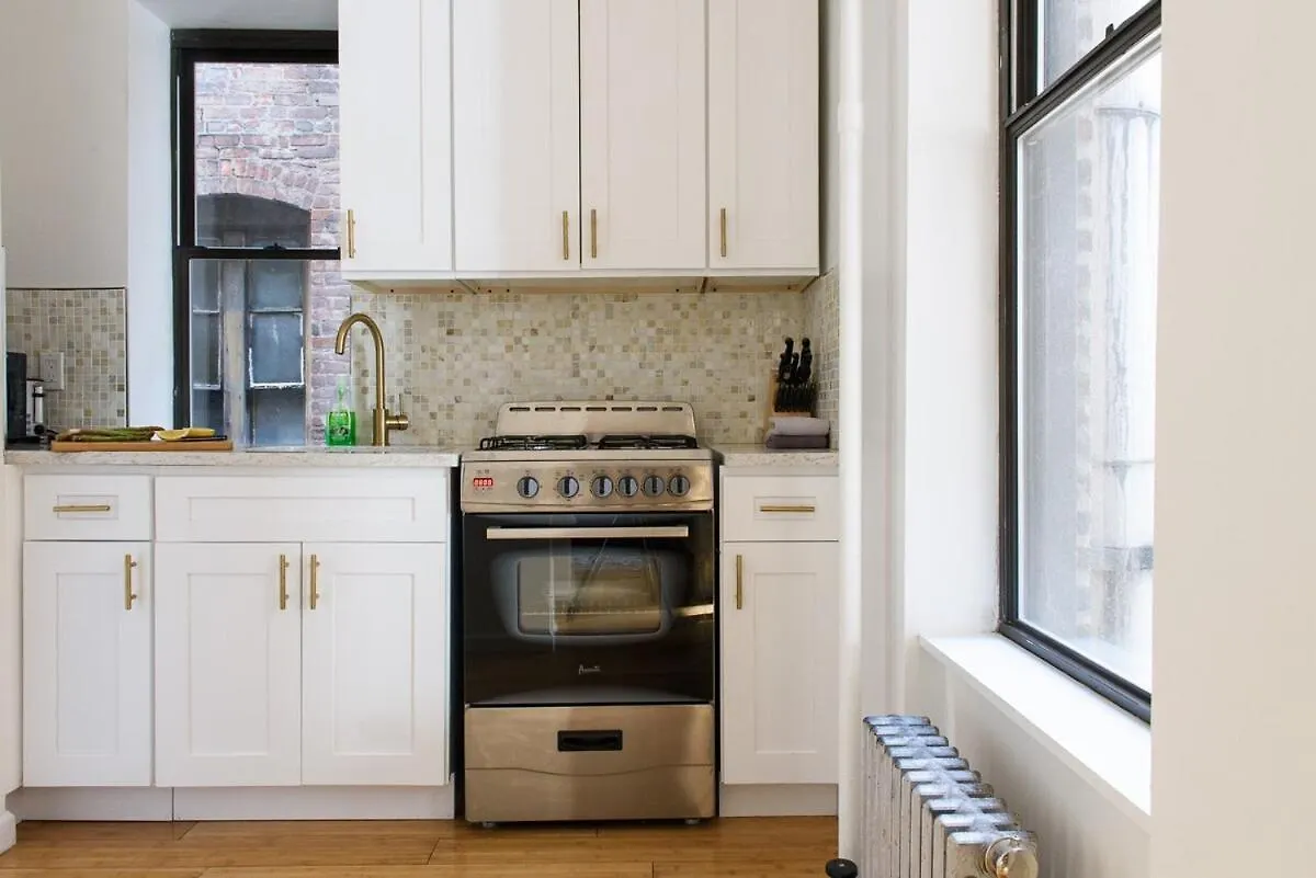 428-4R 2 Bedroom Newly Furnished New York Apartman